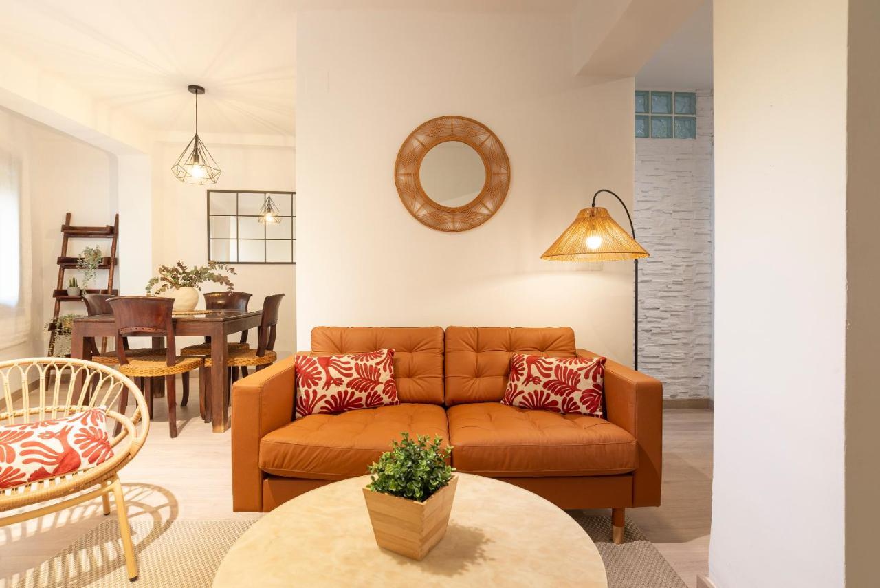 Ginachero & City Center By Ele Apartments Malaga Bagian luar foto